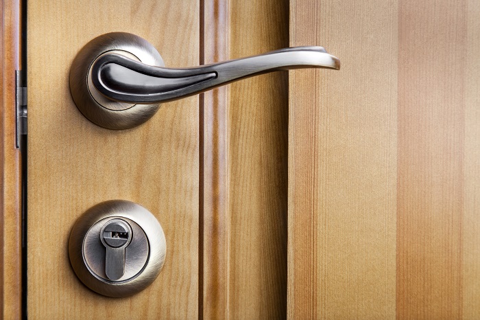 how to replace a door knob and installation